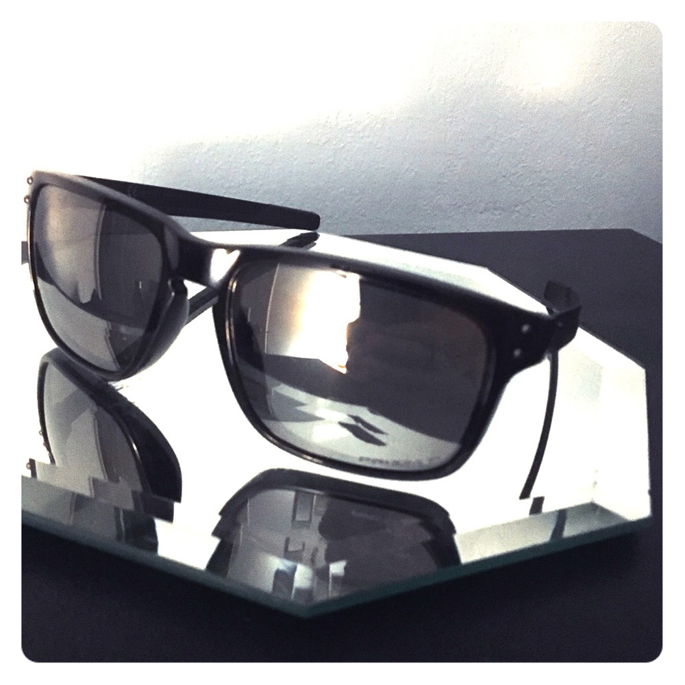 Oakley Prizm Black Polarized sunglasses
